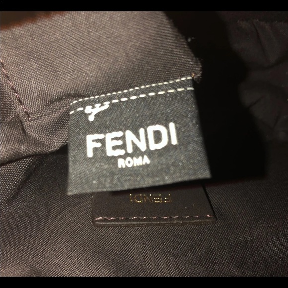 Fendi mini camera bag - Picture 4 of 8